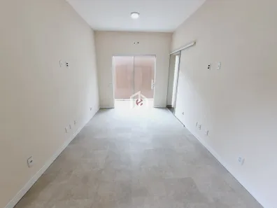 Casa de Condomínio com 3 Quartos para alugar, 216m² no Parque São Luís, Taubaté