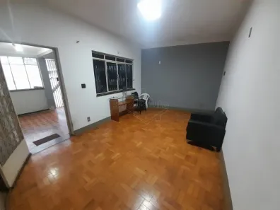 Casa com 3 Quartos à venda, 157m² no Centro, Araraquara