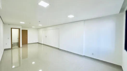 Sala Comercial à venda, 39m² no Jardim Goiás, Goiânia