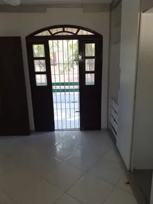 Sobrado com 6 Quartos à venda, 381m² no Centro, Lauro de Freitas