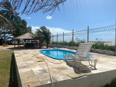 Casa com 6 Quartos para venda ou aluguel, 300m² no , Extremoz
