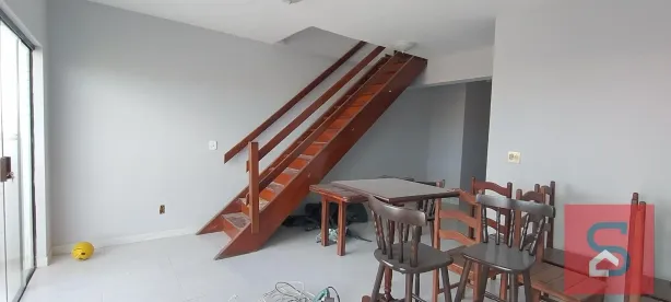 Cobertura com 2 Quartos para venda ou aluguel, 200m² no Vila Nova, Cabo Frio