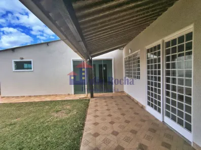 Casa de Condomínio com 3 Quartos para alugar, 243m² no Setor Habitacional Jardim Botânico, Brasília