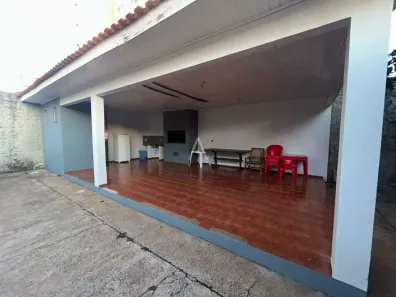 Apartamento com 3 Quartos para alugar, 58m² no Centro, Toledo