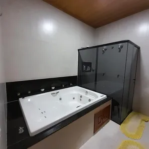 Fazenda/Sítio com 3 Quartos à venda, 20000m² no , Bonfinópolis
