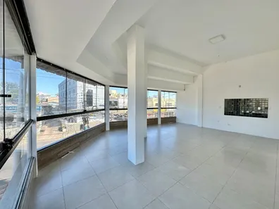 Sala Comercial para alugar, 300m² no Nossa Senhora das Graças, Canoas