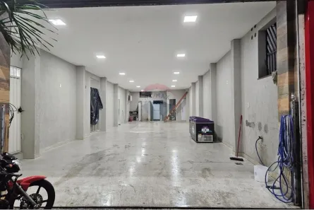 Ponto Comercial para alugar, 185m² no Vila Canária, Salvador