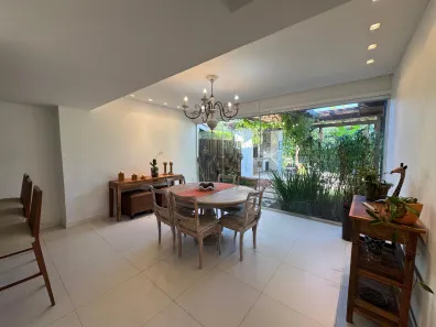 Casa de Condomínio com 4 Quartos à venda, 300m² no Itapuã, Salvador