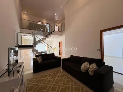 Casa de Condomínio com 3 Quartos à venda, 230m² no Castelo, Tremembé