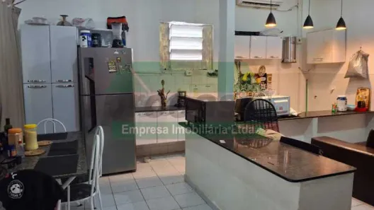 Casa com 5 Quartos para venda ou aluguel, 360m² no Dom Pedro I, Manaus