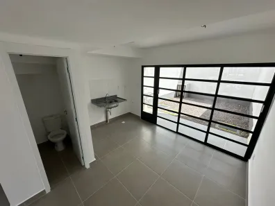 Casa de Condomínio com 2 Quartos para alugar, 60m² no Ponta Negra, Manaus