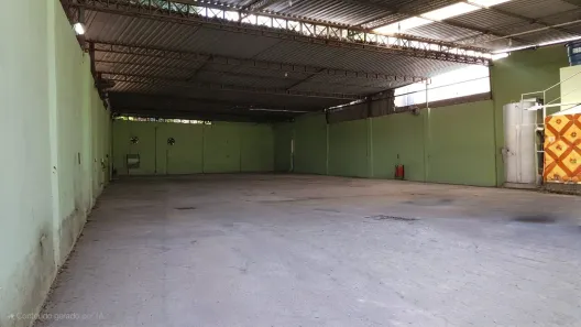 Galpão/Depósito/Armazém para venda ou aluguel, 600m² no Taquara, Rio de Janeiro