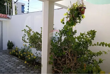 Casa com 4 Quartos à venda, 250m² no Pitanguinha, Maceió