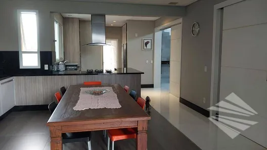 Casa de Condomínio com 3 Quartos à venda, 266m² no Castelo, Tremembé