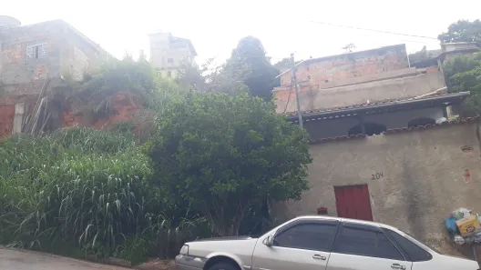 Lote/Terreno à venda, 500m² no Jardim dos Comerciários (Venda Nova), Belo Horizonte