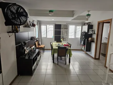 Sobrado com 4 Quartos à venda, 210m² no Ponta Negra, Natal