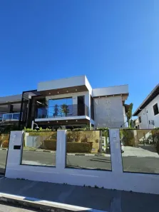 Casa com 4 Quartos à venda, 320m² no Centro, Lauro de Freitas
