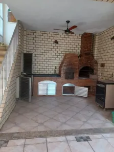 Casa com 3 Quartos para alugar, 180m² no Campo Grande, Rio de Janeiro