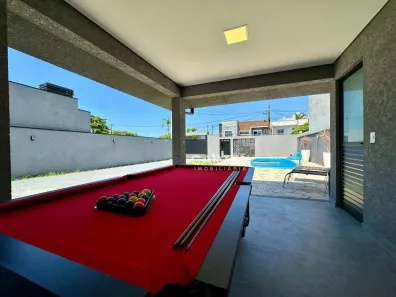 Sobrado com 4 Quartos à venda, 235m² no Riviera, Matinhos