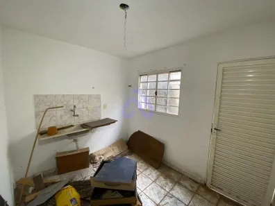 Sobrado com 2 Quartos à venda, 65m² no Parque Dourado, Ferraz de Vasconcelos