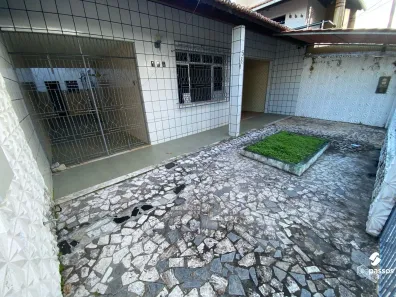 Casa com 3 Quartos para alugar, 300m² no Grageru, Aracaju