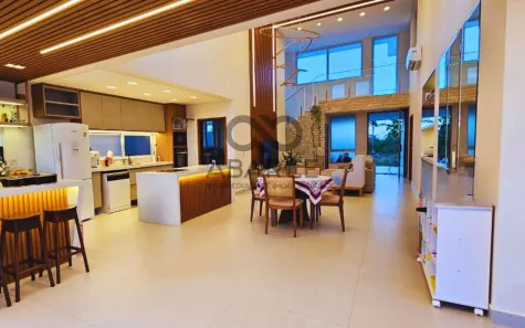Casa de Condomínio com 4 Quartos para alugar, 250m² no Nossa Senhora da Vitória, Ilhéus