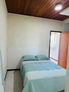 Casa de Condomínio com 4 Quartos para venda ou aluguel, 300m² no Busca Vida (Abrantes), Camaçari