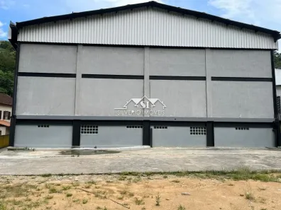 Galpão/Depósito/Armazém para alugar, 600m² no Quissama, Petrópolis