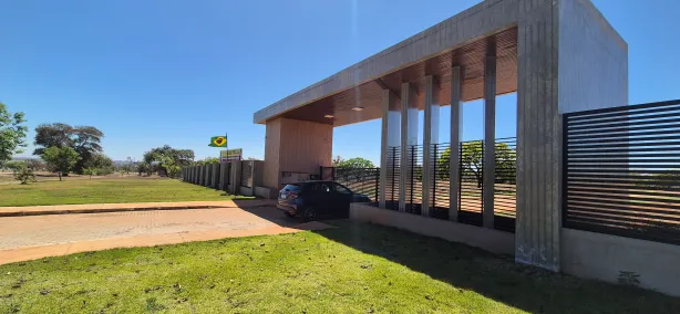 Lote/Terreno com 1 Quarto à venda, 2500m² no Park Way, Brasília