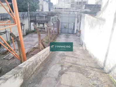 Galpão/Depósito/Armazém para alugar, 442m² no Encantado, Rio de Janeiro