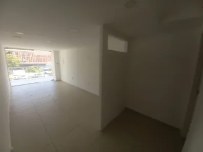 Ponto Comercial para alugar, 46m² no Jacarepaguá, Rio de Janeiro