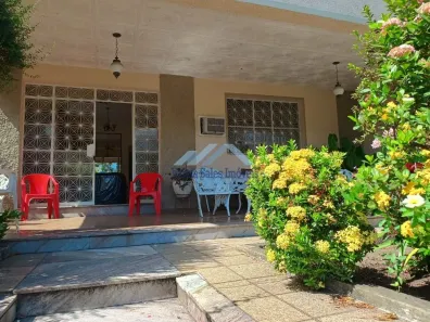 Casa com 4 Quartos para alugar, 420m² no Campo Grande, Rio de Janeiro