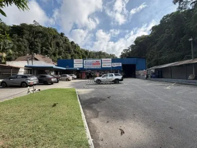Galpão/Depósito/Armazém para alugar, 1900m² no Retiro, Petrópolis