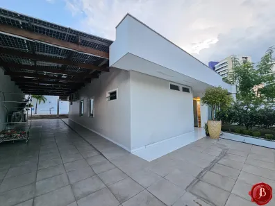Casa com 4 Quartos à venda, 350m² no Aleixo, Manaus