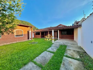 Casa com 3 Quartos à venda, 200m² no Guaiúba, Guarujá