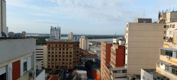 Apartamento com 2 Quartos à venda, 87m² no Centro Histórico, Porto Alegre