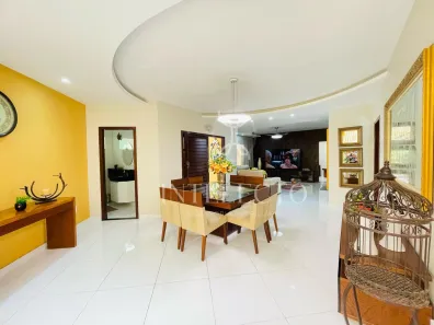 Casa com 3 Quartos à venda, 243m² no Capim Macio, Natal