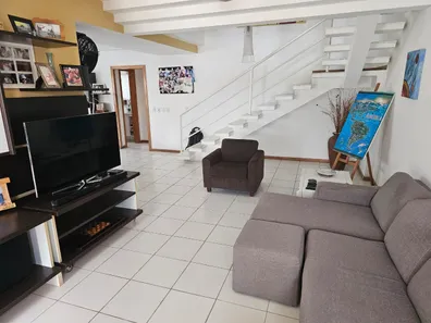 Sobrado com 4 Quartos à venda, 210m² no Ponta Negra, Natal