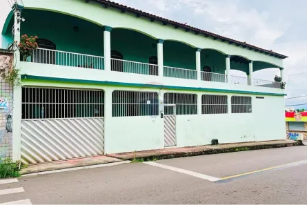 Casa com 4 Quartos à venda, 387m² no São Jorge, Manaus