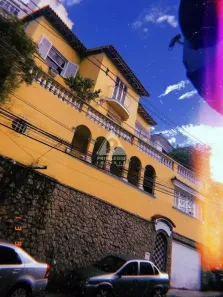 Casa com 5 Quartos para alugar, 520m² no Leme, Rio de Janeiro