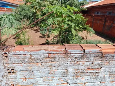 Lote/Terreno à venda, 250m² no Dois Córregos, Dois Córregos