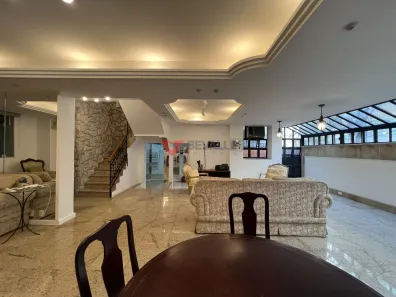 Casa com 4 Quartos para venda ou aluguel, 220m² no Copacabana, Rio de Janeiro
