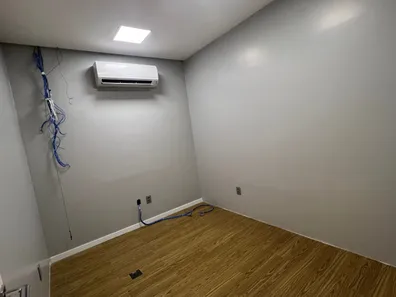 Sala Comercial à venda, 35m² no Adrianópolis, Manaus