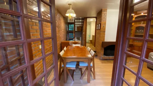 Casa de Condomínio com 2 Quartos à venda, 102m² no Planalto, Gramado