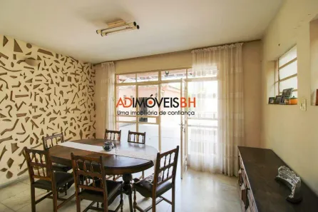Casa com 4 Quartos para alugar, 315m² no Santo Antônio, Belo Horizonte
