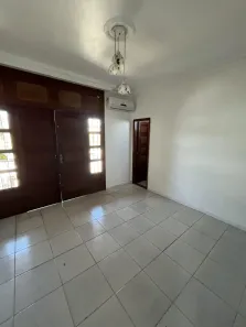 Sobrado com 3 Quartos para alugar, 200m² no Parque 10 de Novembro, Manaus