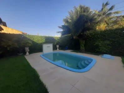 Casa com 4 Quartos à venda, 450m² no Capim Macio, Natal