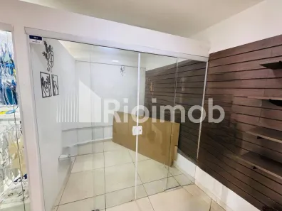Ponto Comercial para alugar, 4m² no Recreio dos Bandeirantes, Rio de Janeiro
