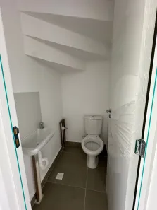 Casa de Condomínio com 2 Quartos para alugar, 70m² no Ponta Negra, Manaus