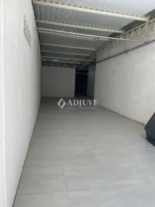 Ponto Comercial para venda ou aluguel, 692m² no Quissama, Petrópolis